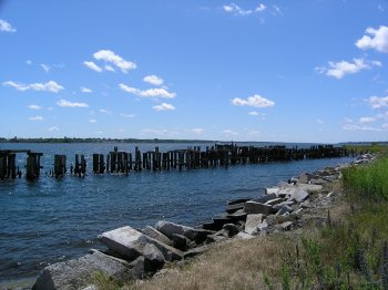 Le Old Docks vu de côté